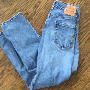 Vintage inspired Levi’s 550 fits like a size 8 natural distressing pictured